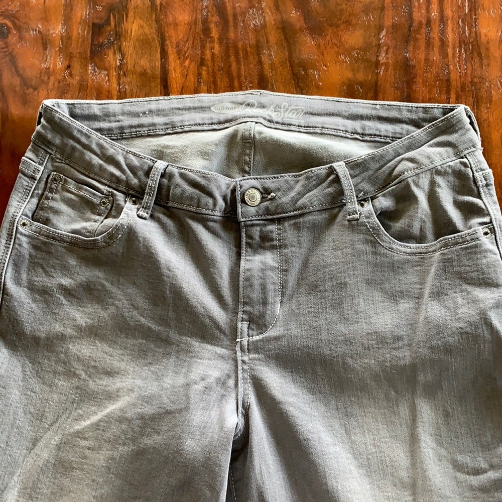 Old Navy Rockstar gray skinny jeans size 12 long
